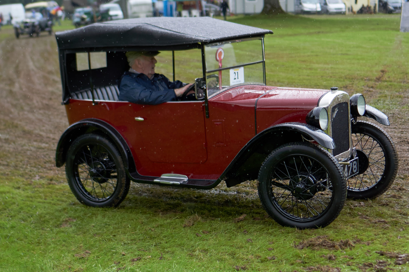 Illustration for article titled A Very British Car Show